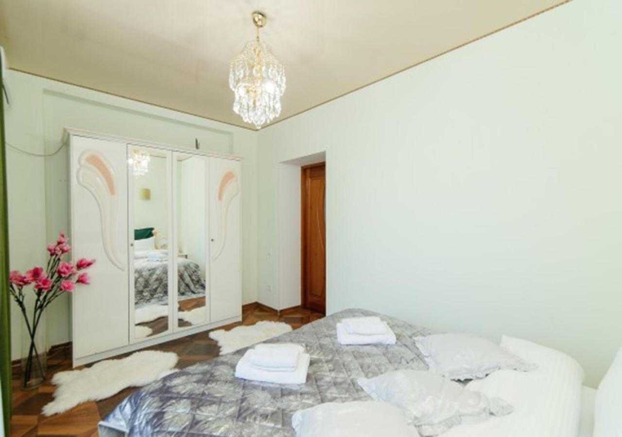 Apart Hotel Era Kisinyov Kültér fotó
